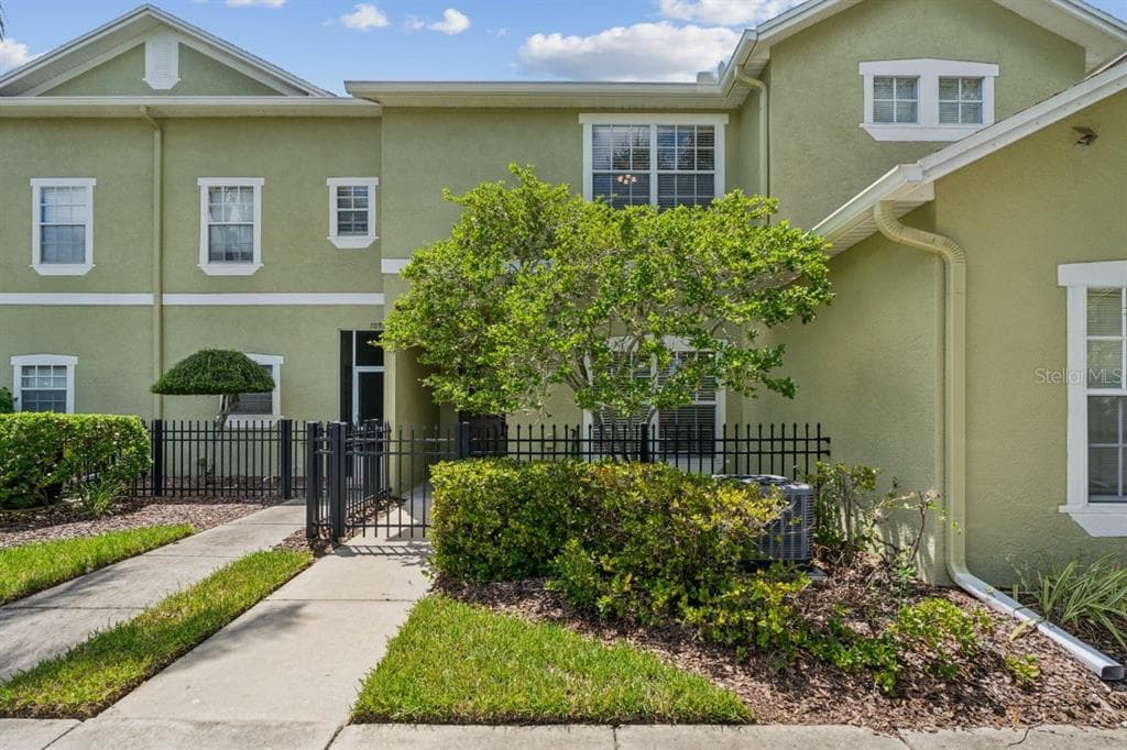 10927 WINTER CREST DRIVE RIVERVIEW, FL 33569