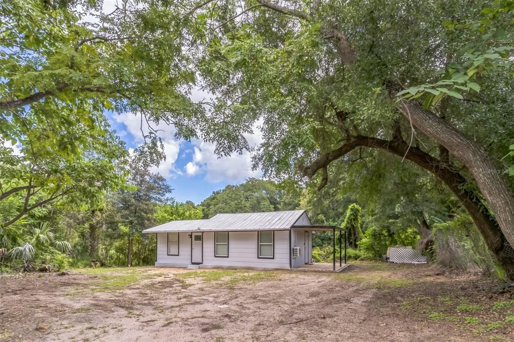 1045 OCOEE APOPKA ROAD APOPKA, FL 32703