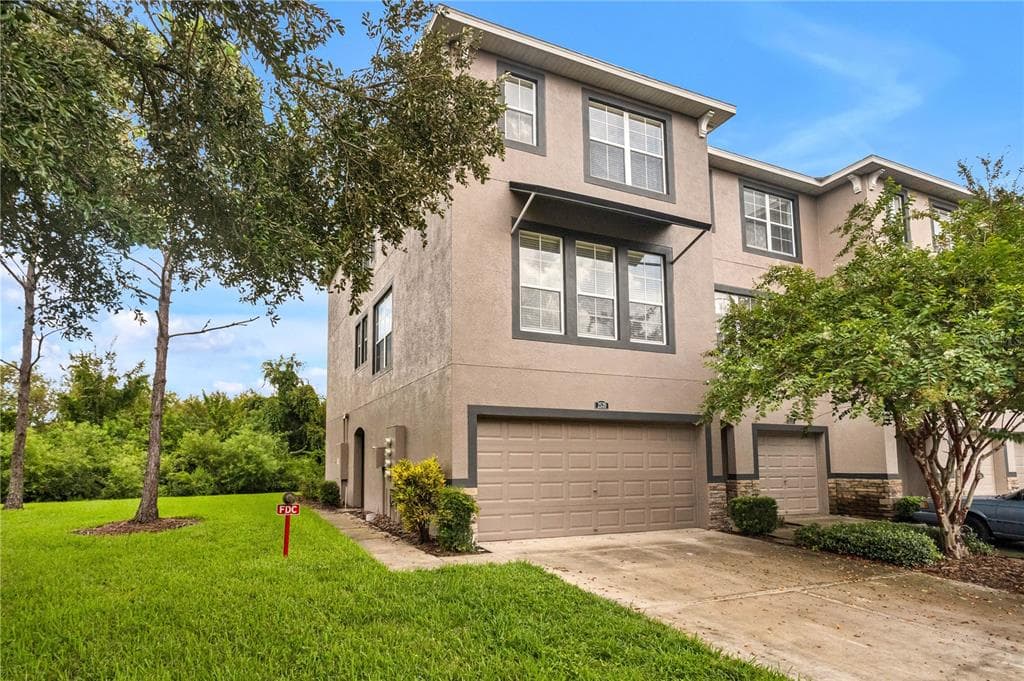 2539 LEXINGTON OAK DRIVE BRANDON, FL 33511