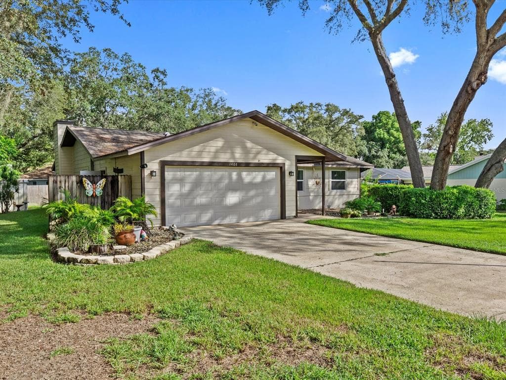 1408 VERMONT AVENUE TARPON SPRINGS, FL 34689