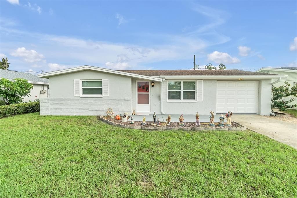 5616 MOSAIC DRIVE HOLIDAY, FL 34690