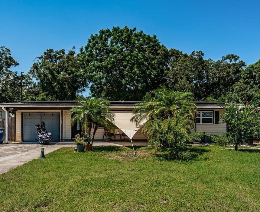1226 LYNN AVENUE CLEARWATER, FL 33755