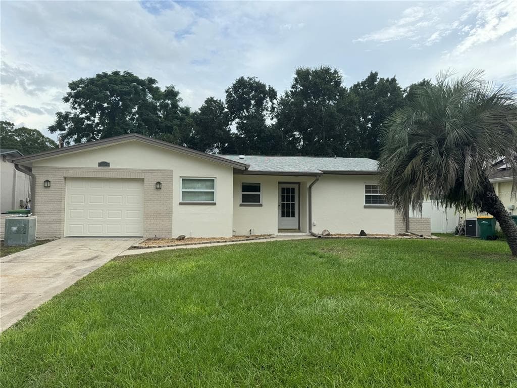 6736 297TH AVENUE N CLEARWATER, FL 33761