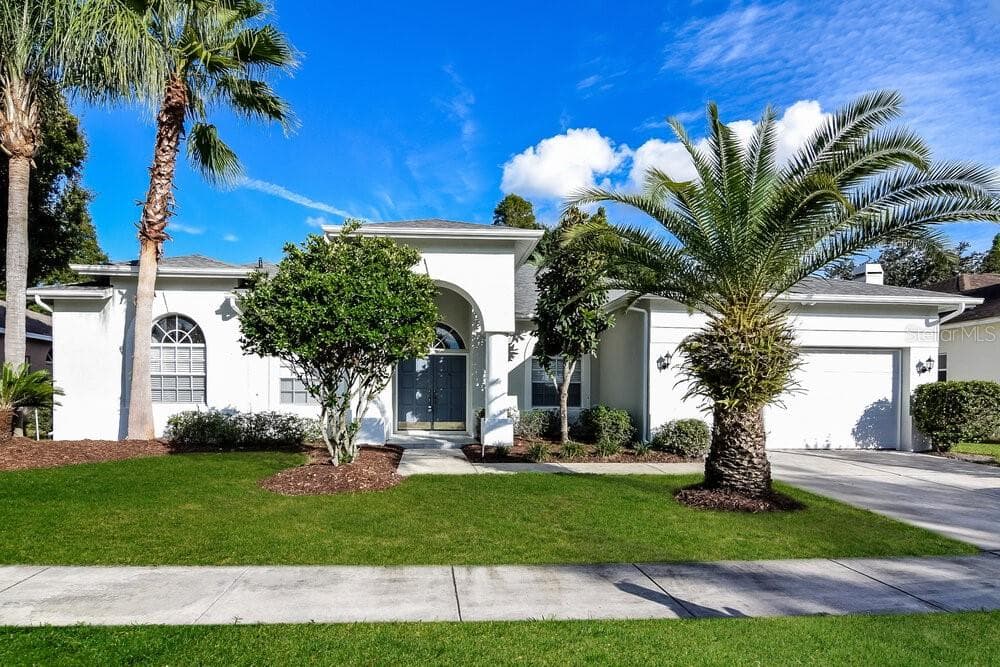 1540 CLEARGLADES DRIVE WESLEY CHAPEL, FL 33543