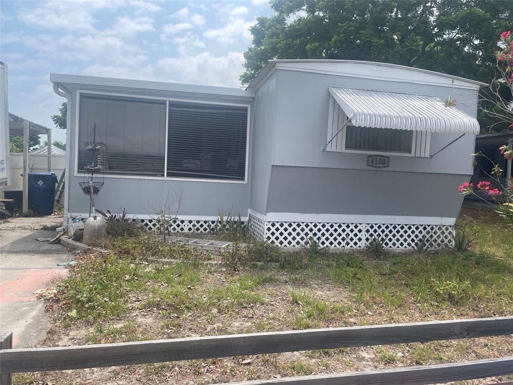 4100 CARDOON DRIVE NEW PORT RICHEY, FL 34653