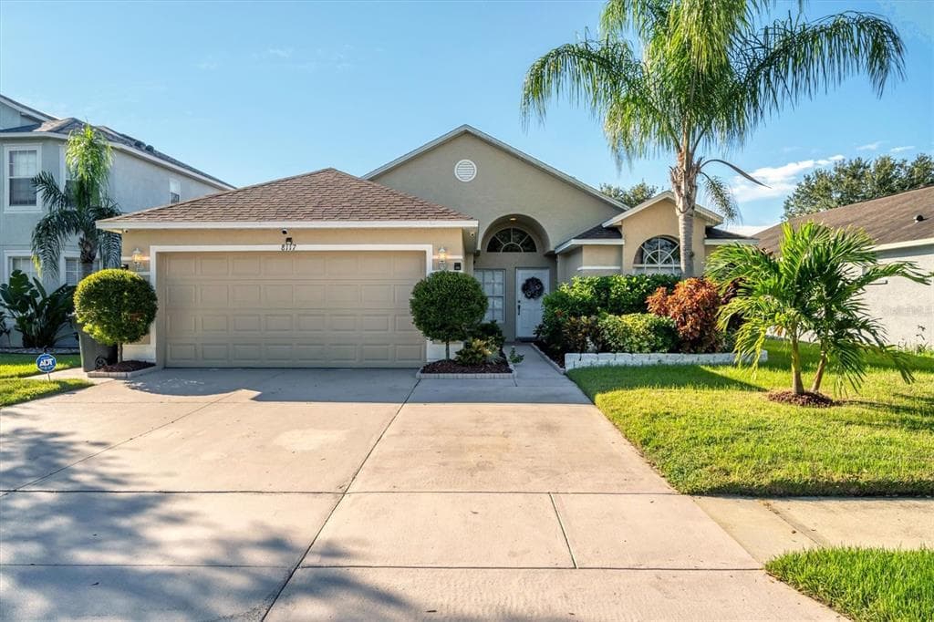 8117 TAR HOLLOW DRIVE GIBSONTON, FL 33534