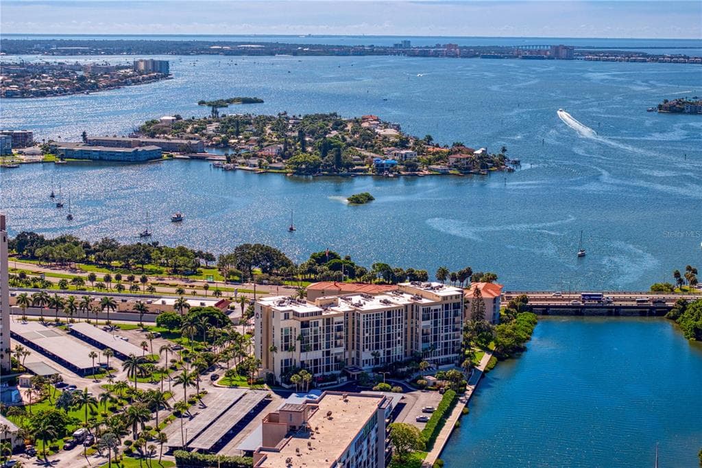 7400 SUN ISLAND DRIVE S UNIT 304 SOUTH PASADENA, FL 33707
