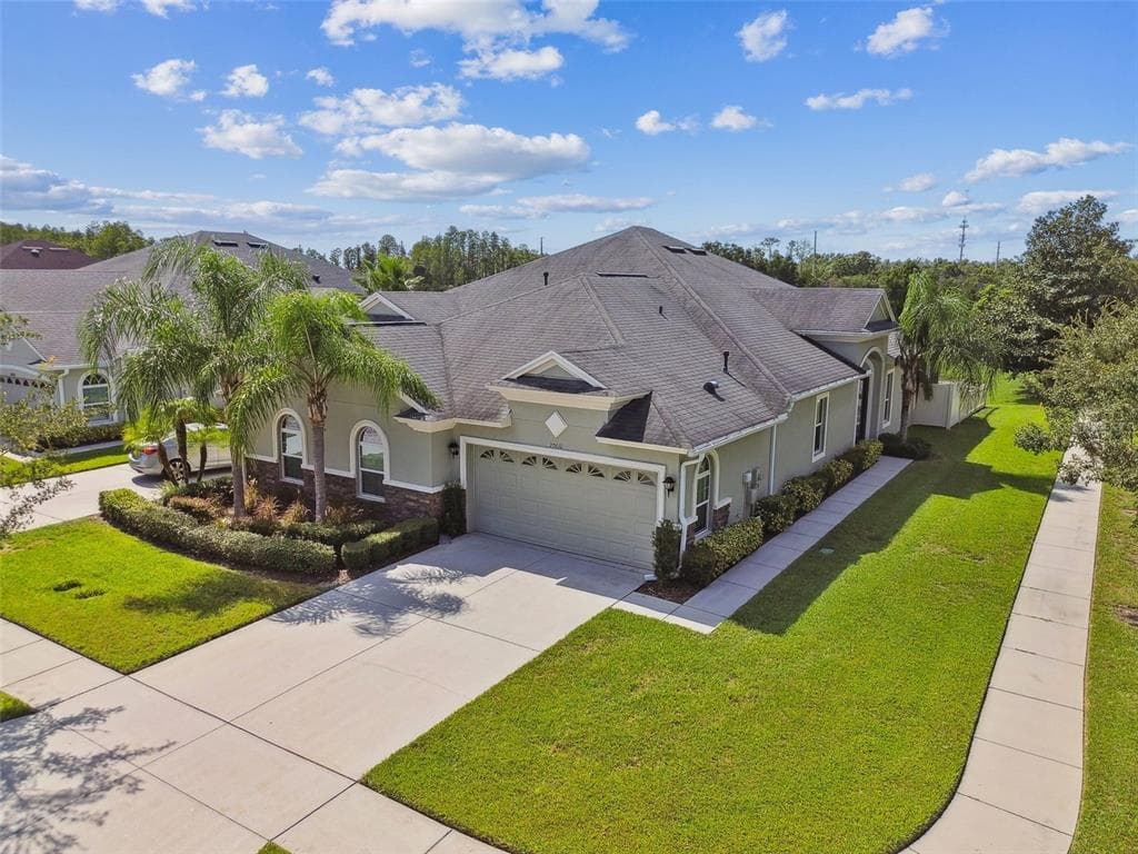 20610 AMANDA OAK COURT LAND O LAKES, FL 34638