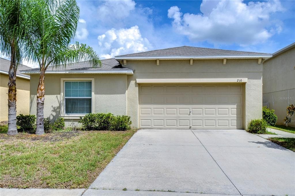 210 ENGLISH CHANNEL PLACE DOVER, FL 33527