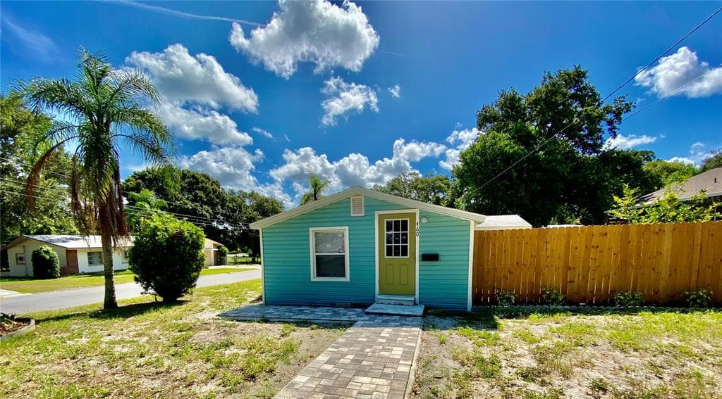 460 3RD STREET SW LARGO, FL 33770