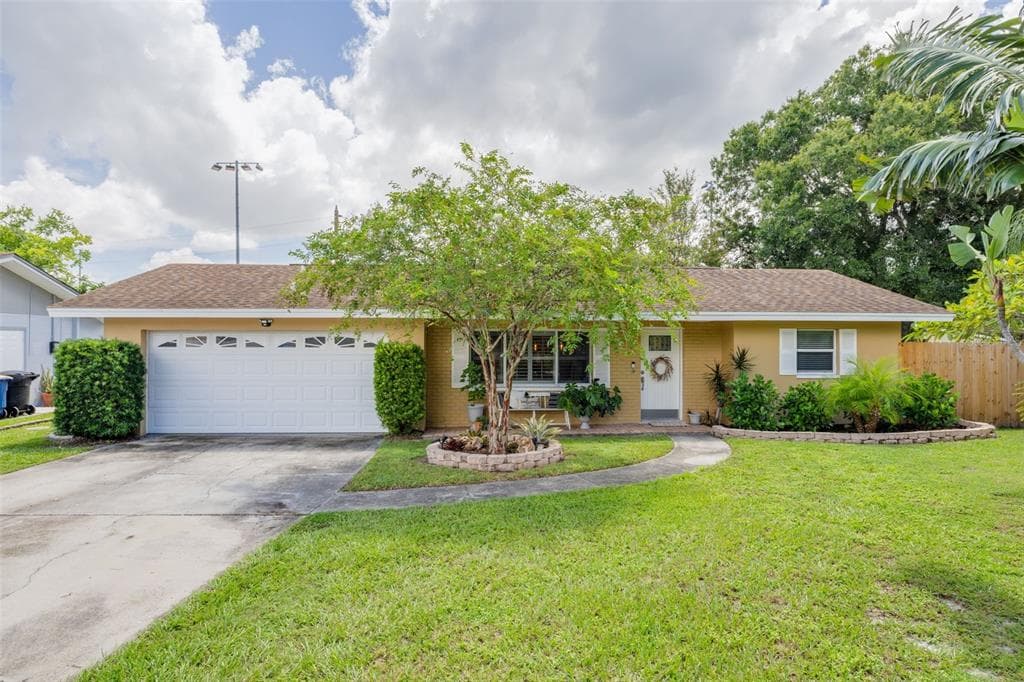 2419 BRENTWOOD DRIVE