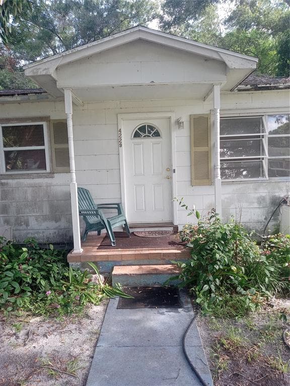 4229 35TH AVENUE N ST PETERSBURG, FL 33713