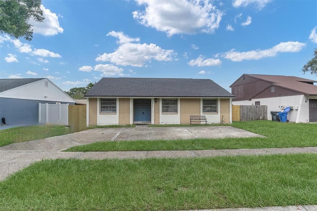 2827 CEDARIDGE DRIVE