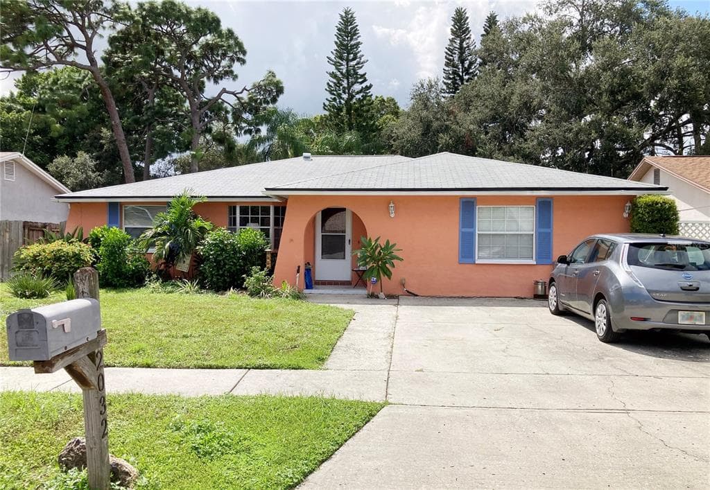 2032 WHITNEY DRIVE CLEARWATER, FL 33760