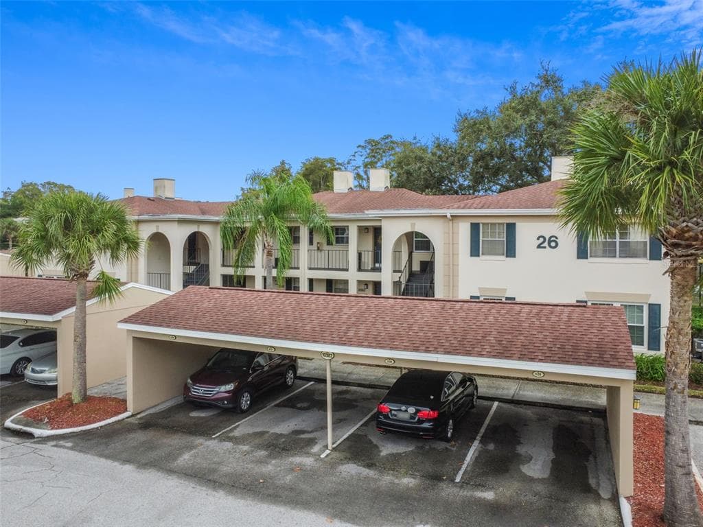 10382 CARROLLWOOD LANE UNIT 268 TAMPA, FL 33618