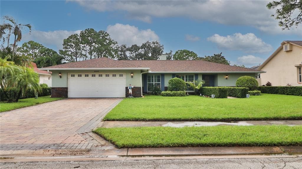 8883 MERRIMOOR BOULEVARD E LARGO, FL 33777