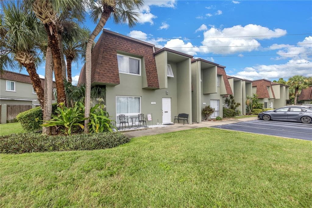 1356 70TH STREET N UNIT 1356 ST PETERSBURG, FL 33710