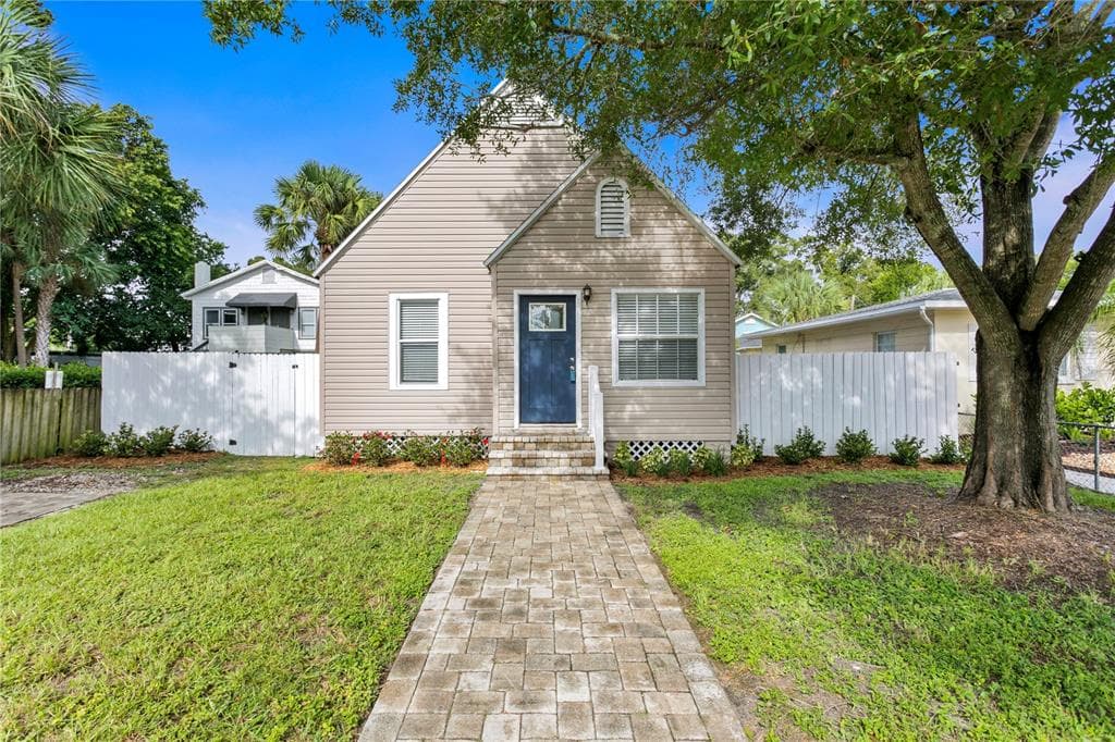 1130 17TH STREET N ST PETERSBURG, FL 33713