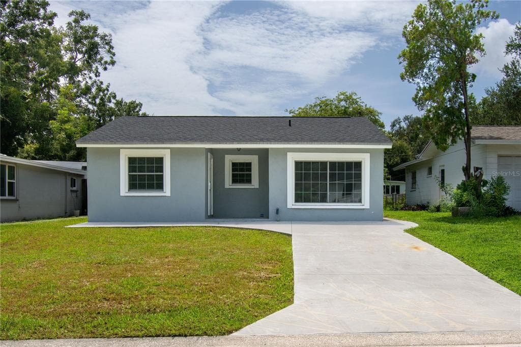 1118 47TH AVENUE N ST PETERSBURG, FL 33703