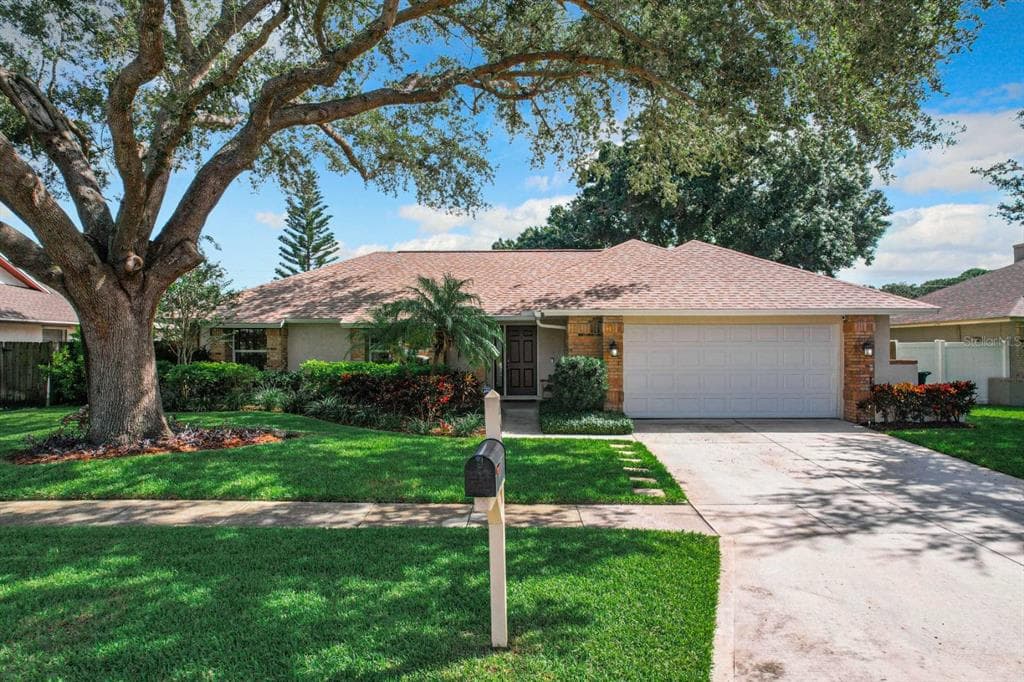 2627 COBALT COURT ORLANDO, FL 32837