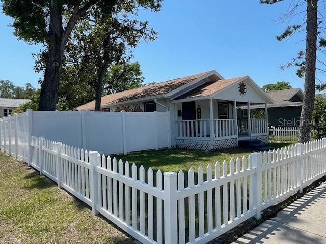 2400 4TH AVENUE S ST PETERSBURG, FL 33712