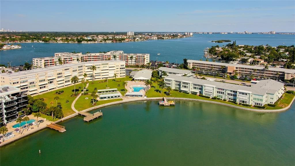 1868 SHORE DRIVE S UNIT 402 SOUTH PASADENA, FL 33707
