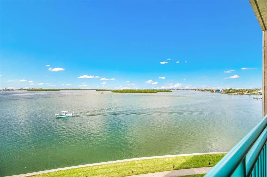 1 KEY CAPRI UNIT 411E TREASURE ISLAND, FL 33706