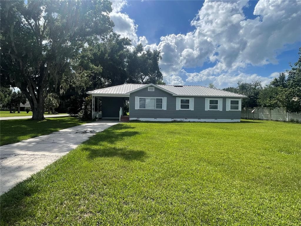 501 N OAK AVENUE FORT MEADE, FL 33841