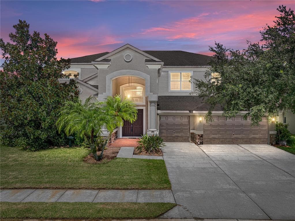 4813 ROYAL BIRKDALE WAY WESLEY CHAPEL, FL 33543