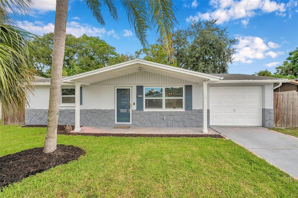 10820 STAMFORD DRIVE PORT RICHEY, FL 34668
