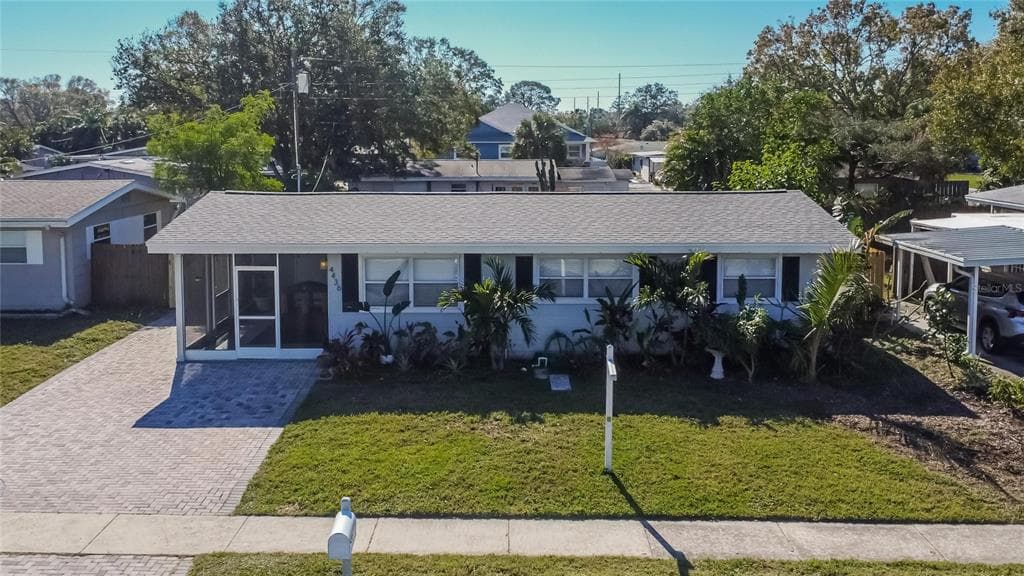 4436 W WALLACE AVENUE TAMPA, FL 33611