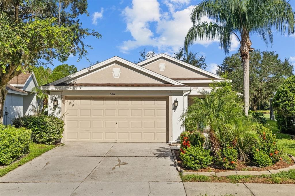 5511 CANNONADE DRIVE WESLEY CHAPEL, FL 33544