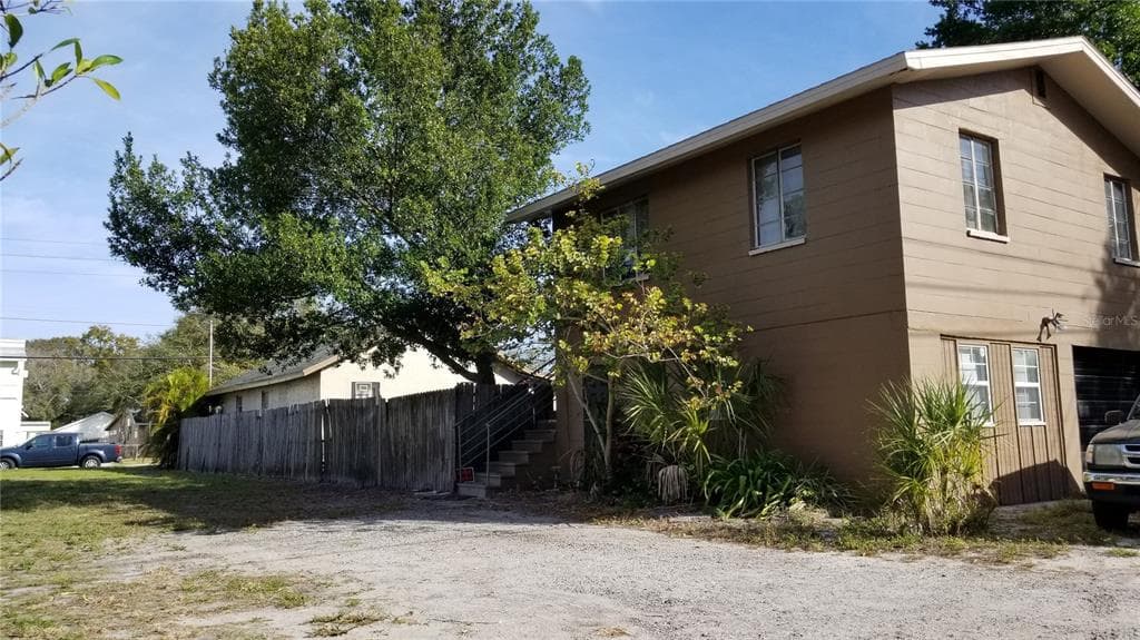 1650 28TH AVENUE N UNIT 1/2 ST PETERSBURG, FL 33713