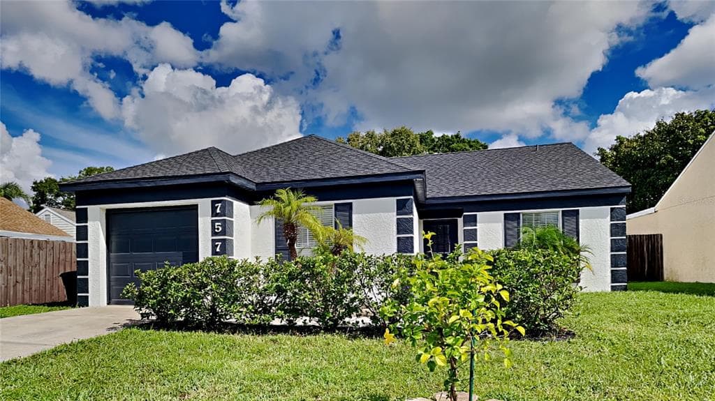 7571 121ST AVENUE LARGO, FL 33773