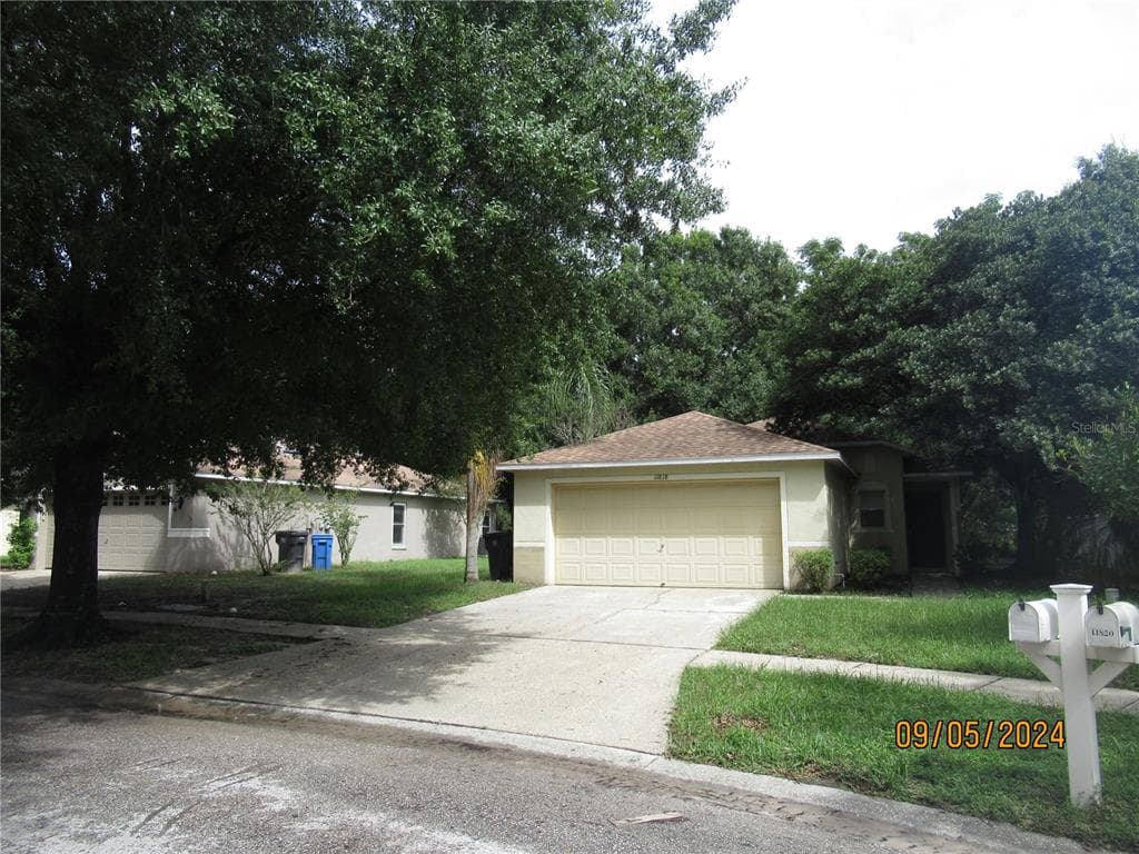 11818 MANGO GROVES BOULEVARD SEFFNER, FL 33584