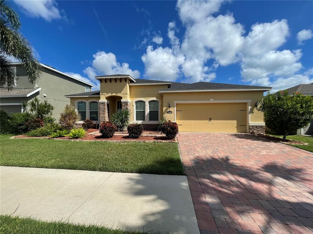 11406 LAKE LUCAYA DRIVE RIVERVIEW, FL 33579