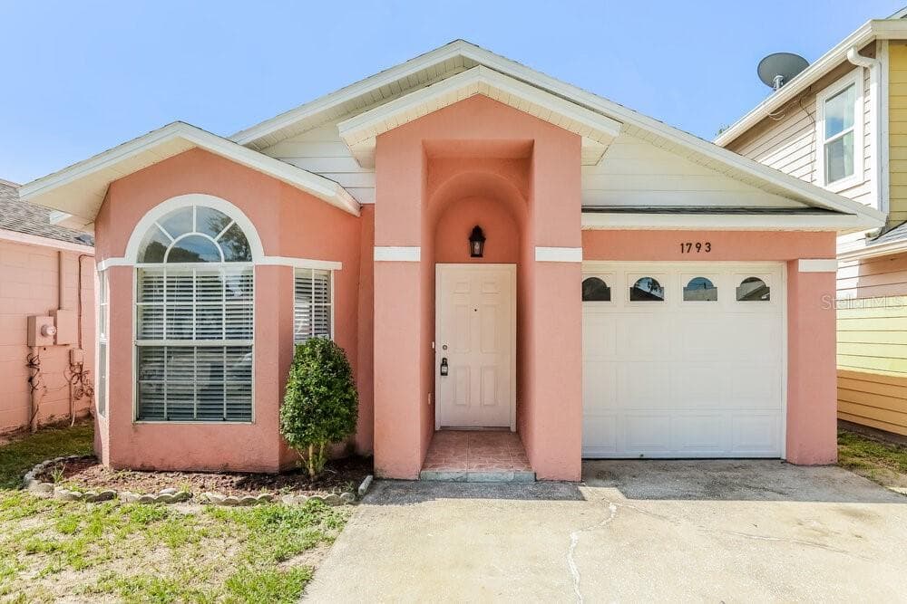 1793 CHATHAM CIRCLE APOPKA, FL 32703