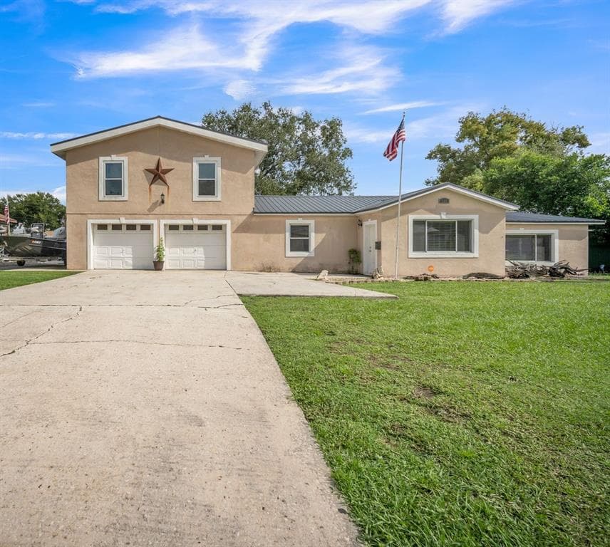 618 LAKEHURST STREET LAKELAND, FL 33805