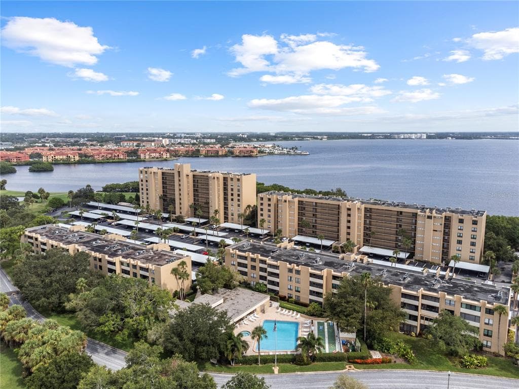 2617 COVE CAY DR UNIT 302 CLEARWATER, FL 33760