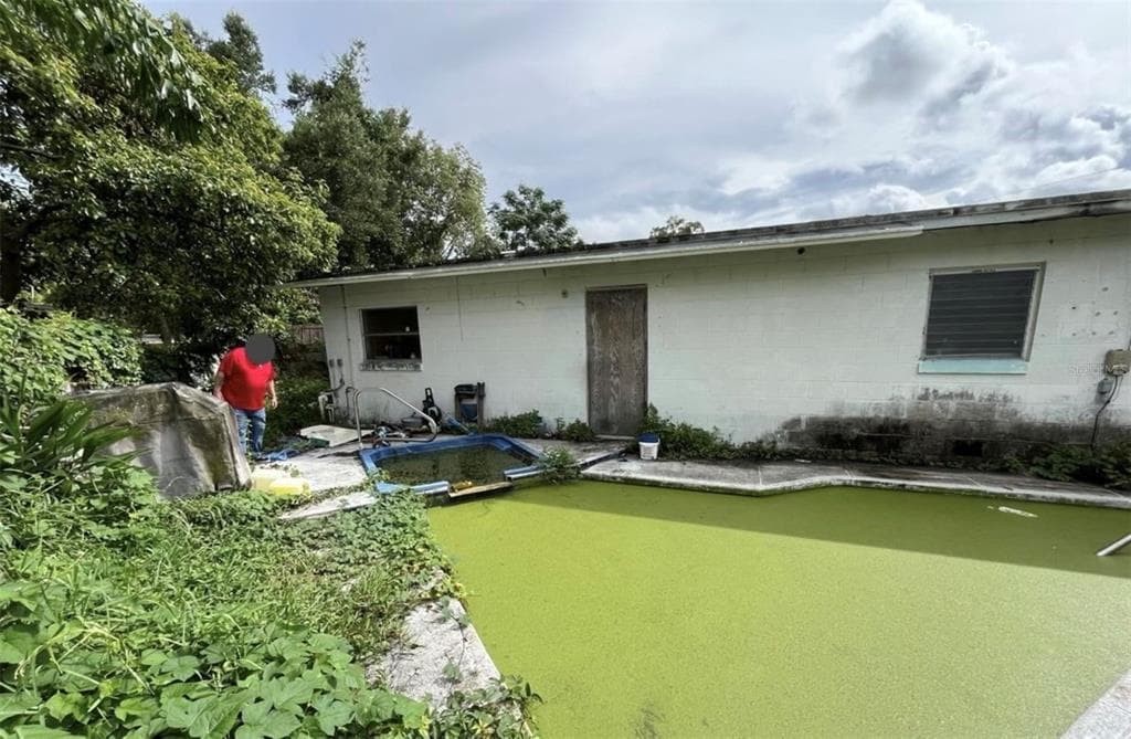 101 GERRY DRIVE ALTAMONTE SPRINGS, FL 32714