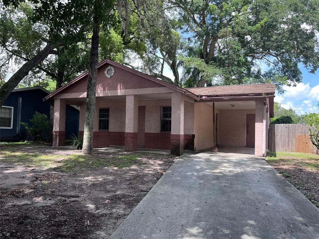 3014 E OSBORNE AVENUE TAMPA, FL 33610