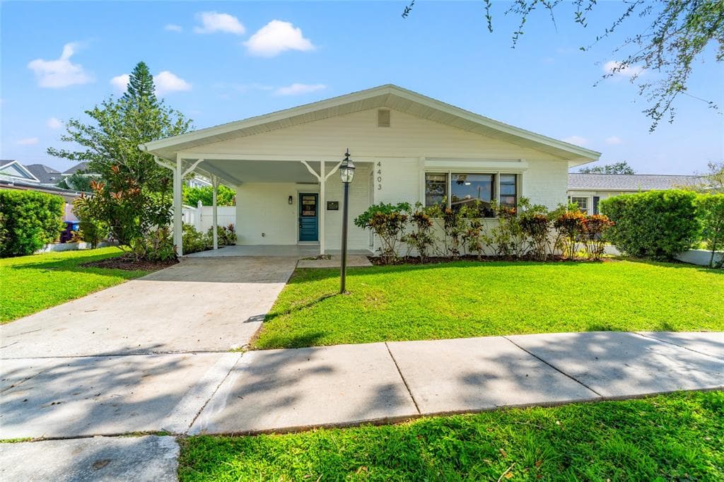 4403 S LANIER DRIVE TAMPA, FL 33616