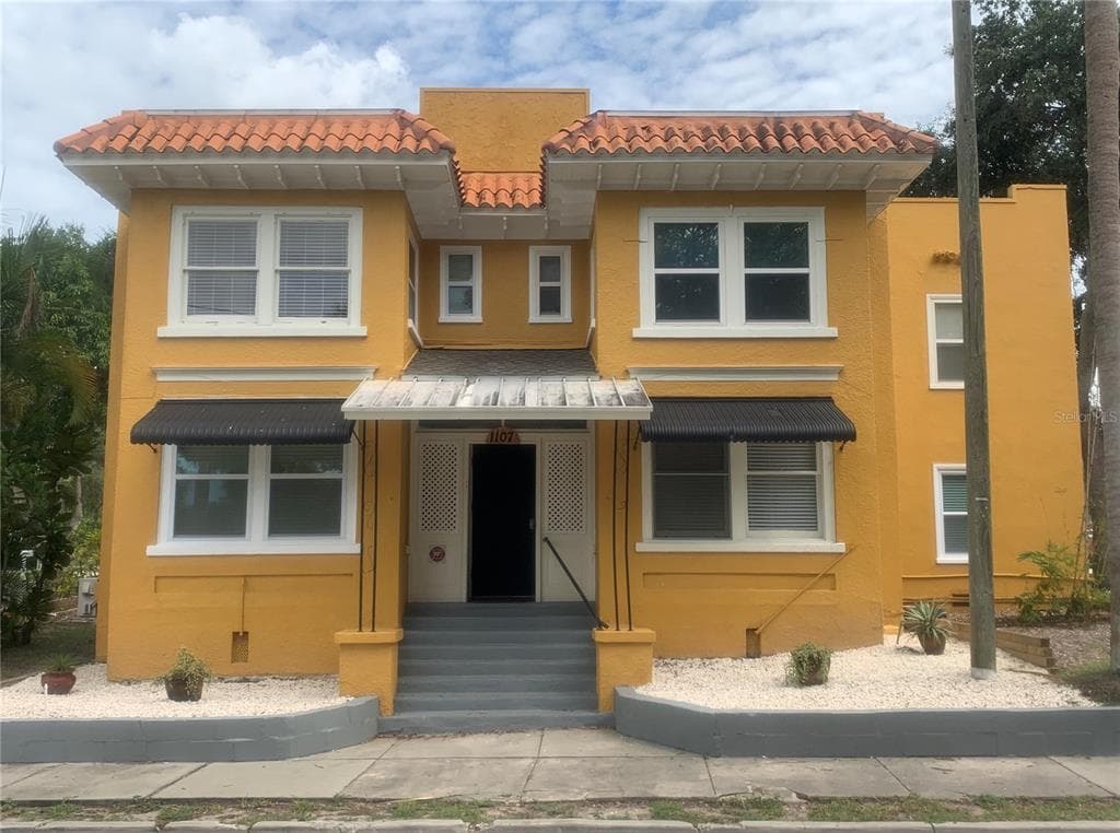 1107 N OSCEOLA AVENUE UNIT 6 CLEARWATER, FL 33755