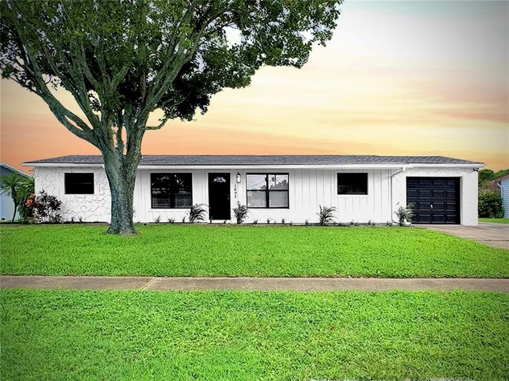 1695 W IXORA DRIVE MELBOURNE, FL 32935