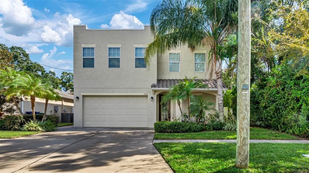 3702 W TACON STREET TAMPA, FL 33629