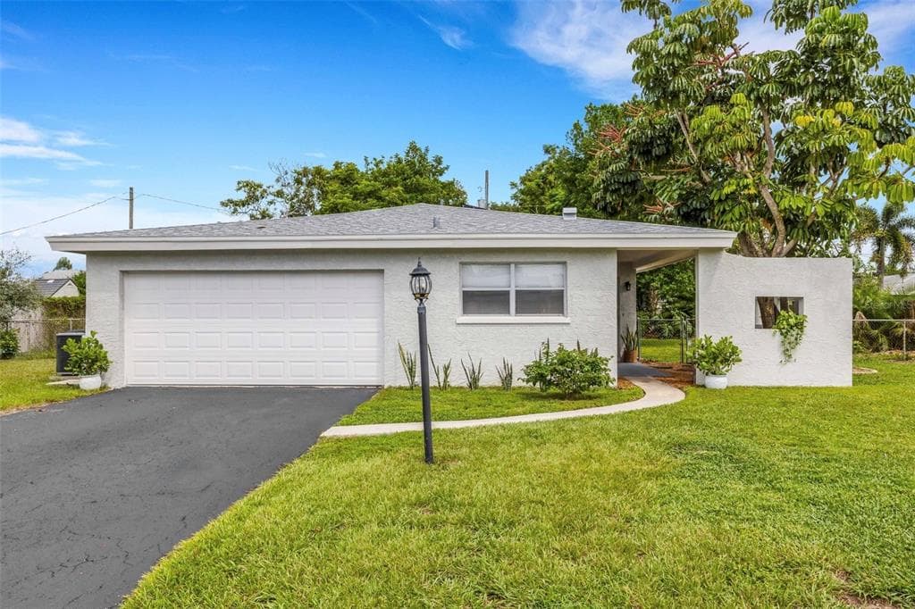 5849 ORANGE ROAD SEMINOLE, FL 33772