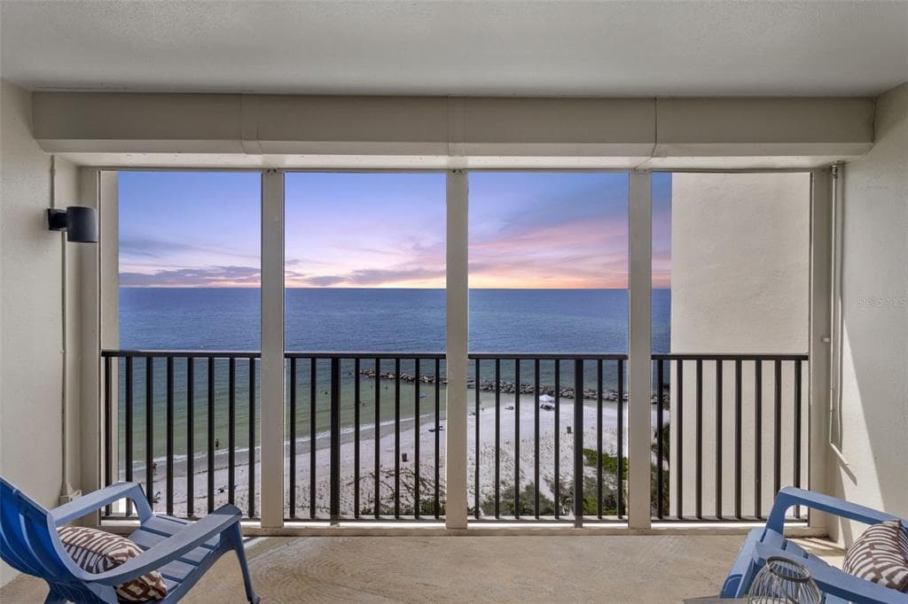 7100 SUNSET WAY UNIT 906 ST PETE BEACH, FL 33706