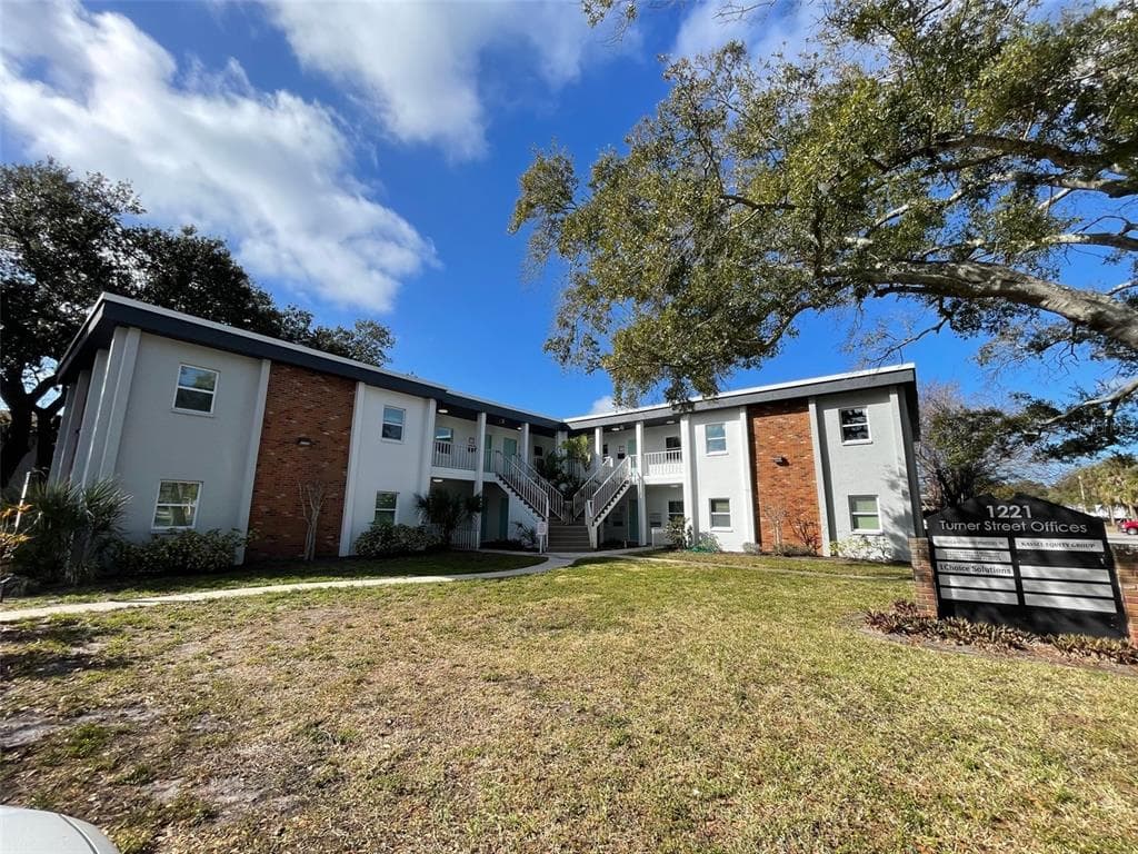 1221 TURNER STREET CLEARWATER, FL 33756
