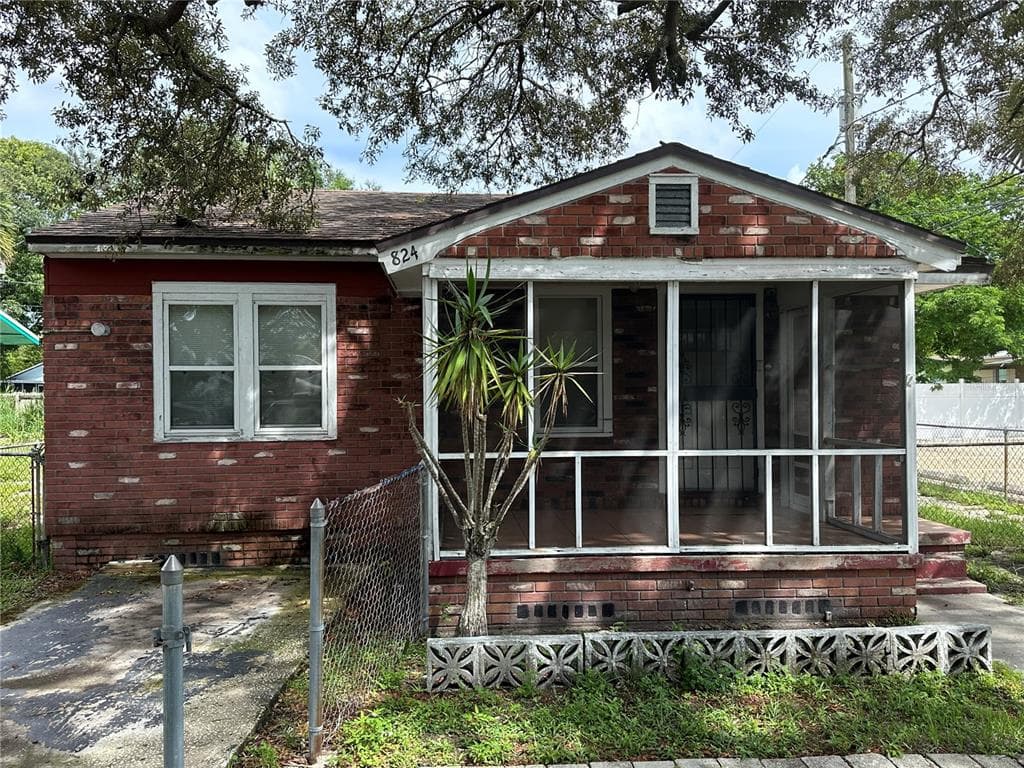 824 19TH STREET S ST PETERSBURG, FL 33712