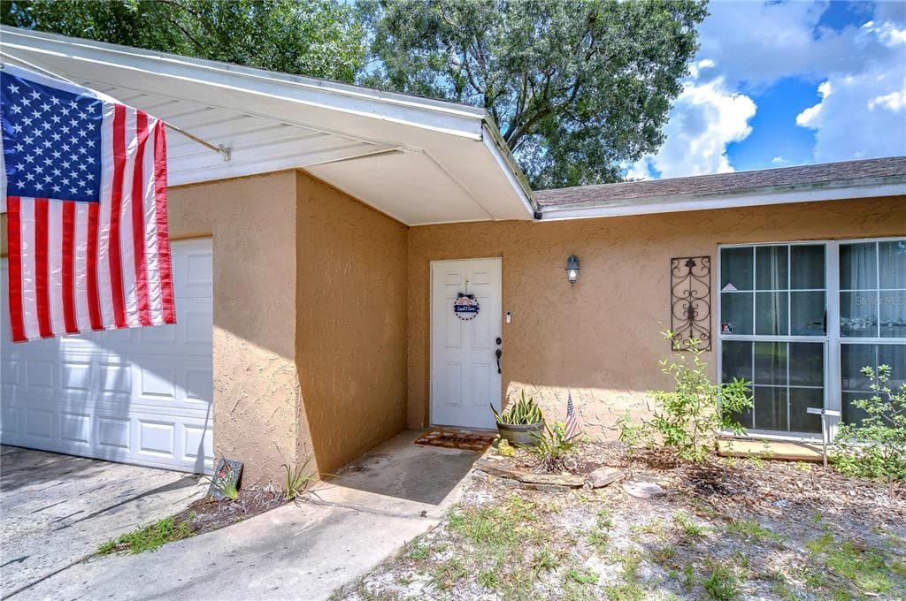 26774 HICKORY LOOP LUTZ, FL 33559